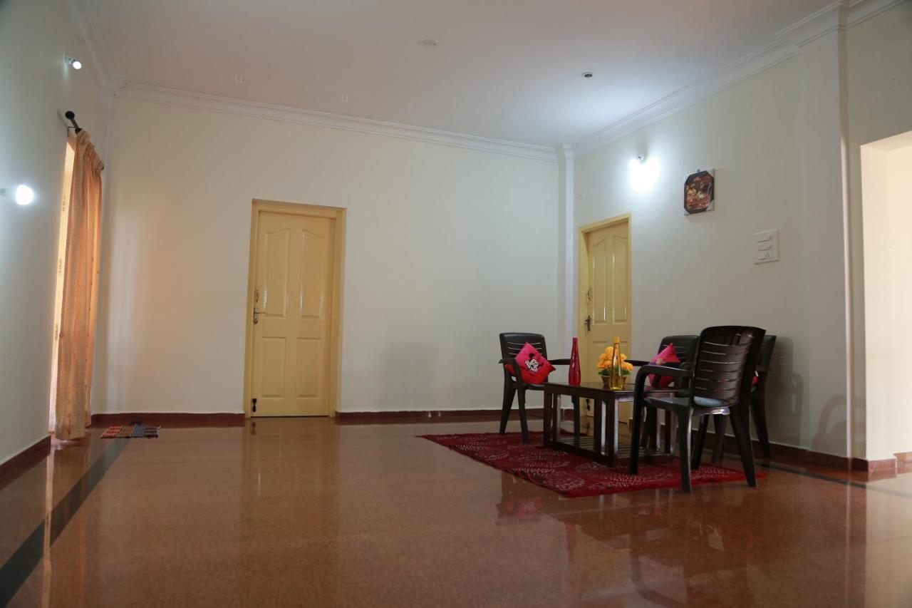 Coimbatore Home Stay & Serviced Apartment Exteriör bild